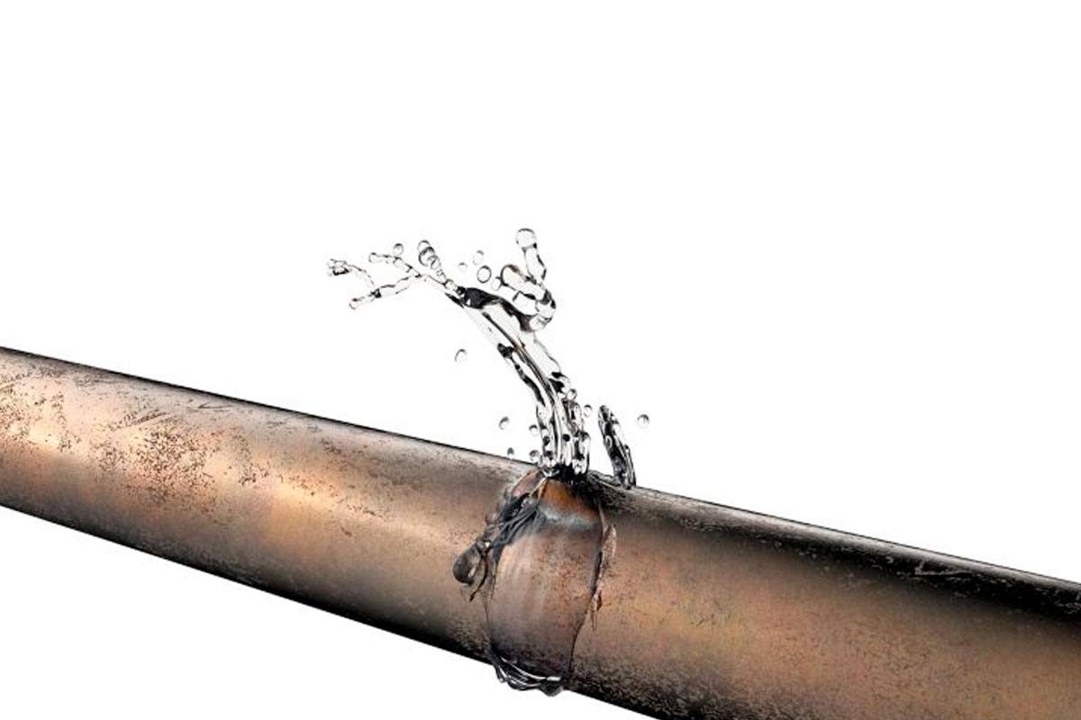 Dépannage de fuite d'eau de tuyau cuivre